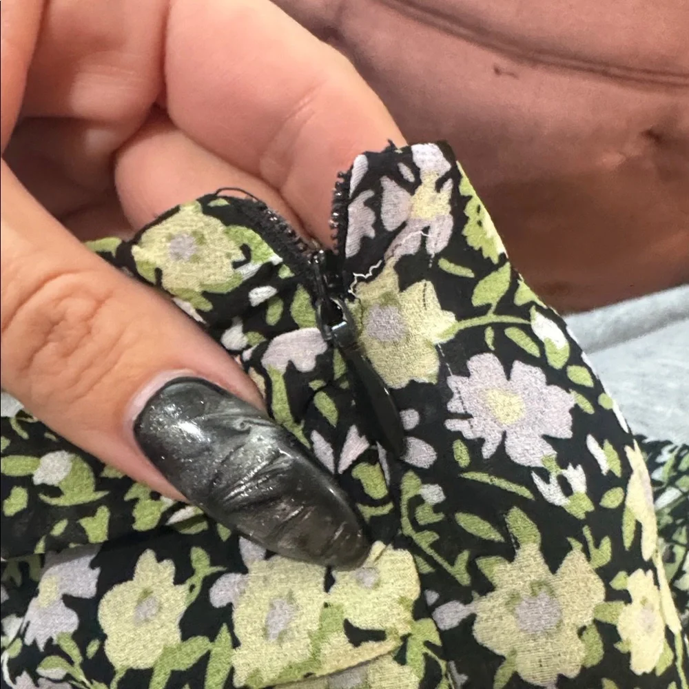 NWOT Astr Green Floral Mini Dress - Picture 9 of 9